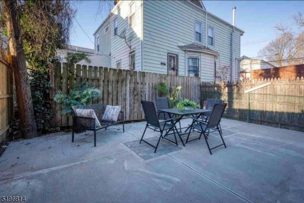 شقة Secret Escape 20 Min From Nyc N 1 جيرسي سيتي المظهر الخارجي الصورة